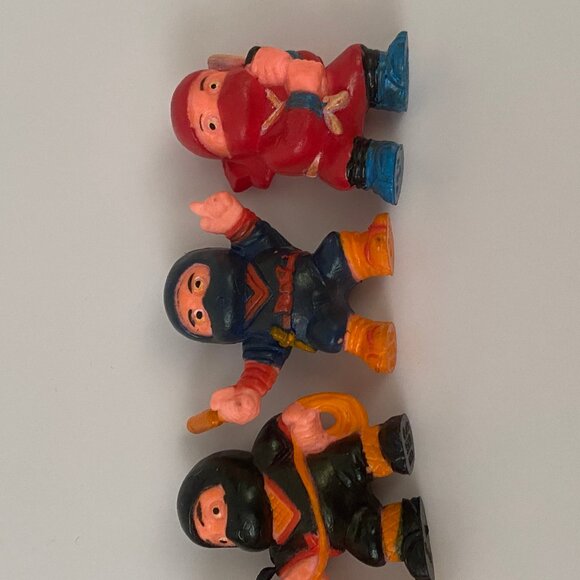 Lot of 6 vintage 1980's SOMA Ninja's 1.5" PVC Action Figures. - Picture 11 of 11